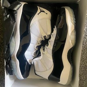 Jordan 11 Retro Concord (2018)